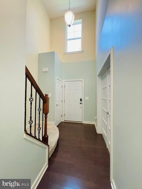 6088 HOBART CIRCLE