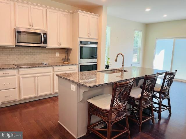 6088 HOBART CIRCLE