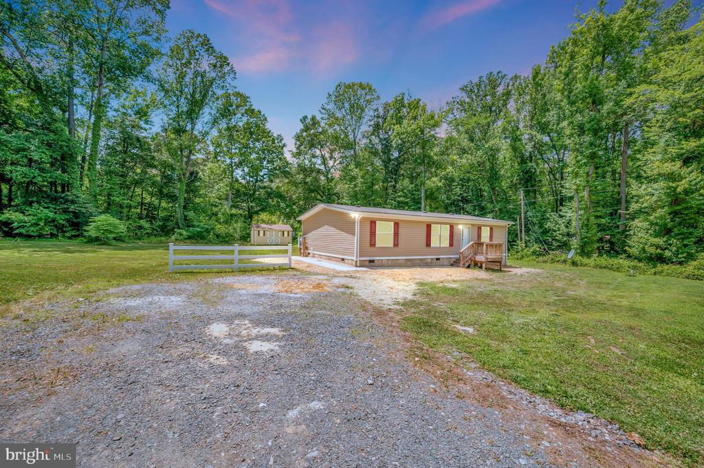 8448 PUMPKIN NECK ROAD