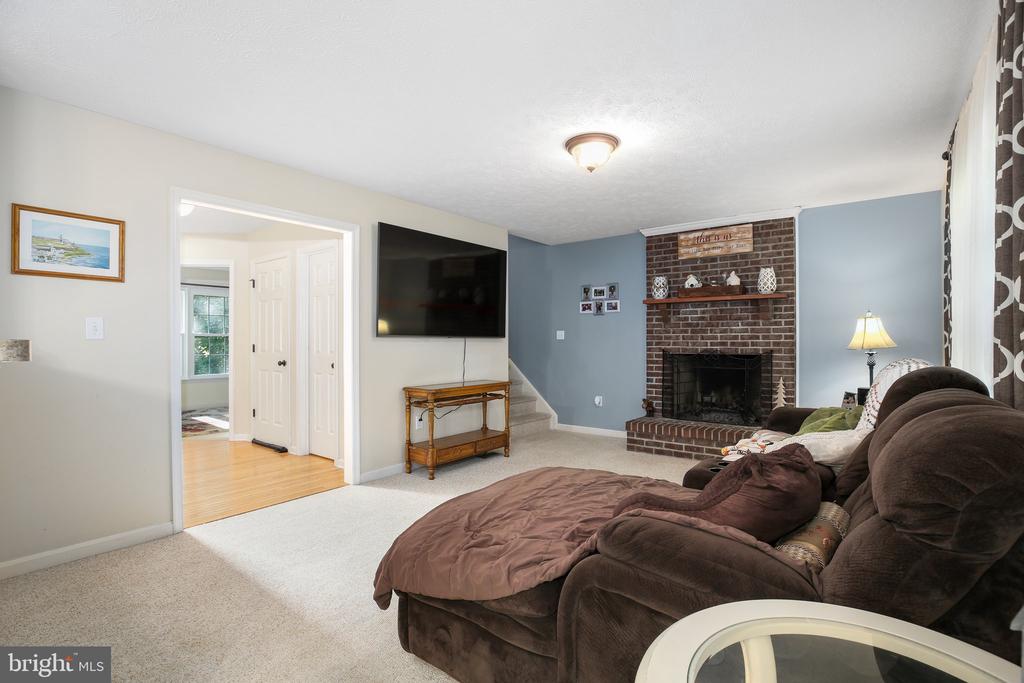 8855 SHERMAN CIRCLE