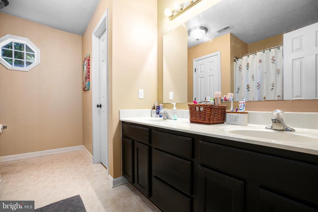 8855 SHERMAN CIRCLE