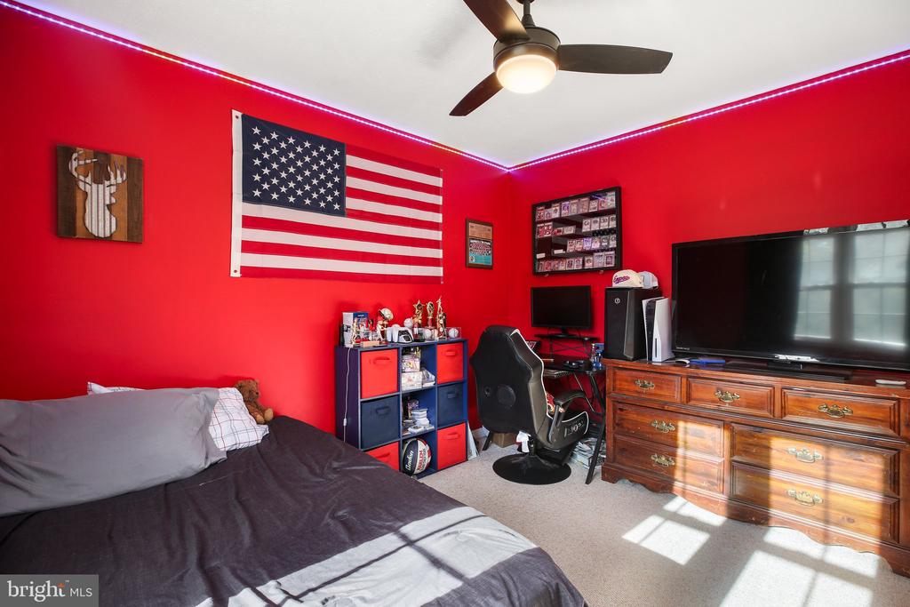 8855 SHERMAN CIRCLE