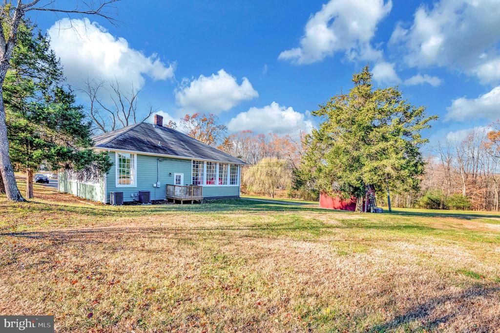 4239 GREEN HEIGHTS LANE