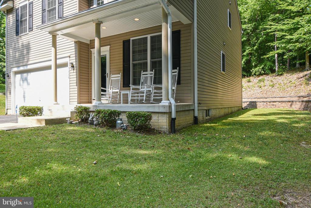 7336 COLUMBIA DRIVE