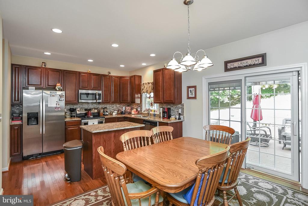 7336 COLUMBIA DRIVE