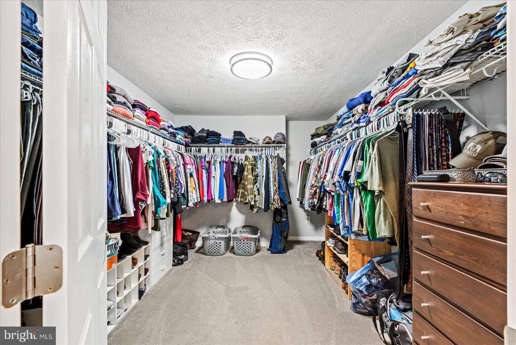 10367 WALKERS LANE