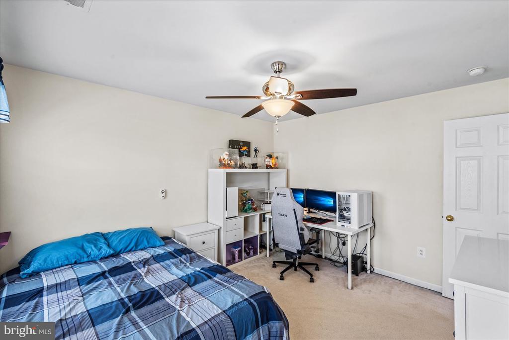 4326 NAVIGATOR LANE