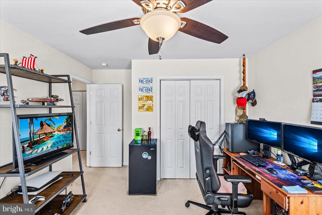 4326 NAVIGATOR LANE