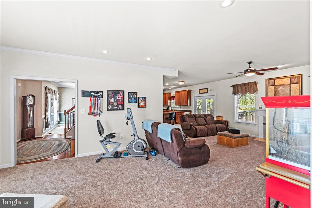 4326 NAVIGATOR LANE