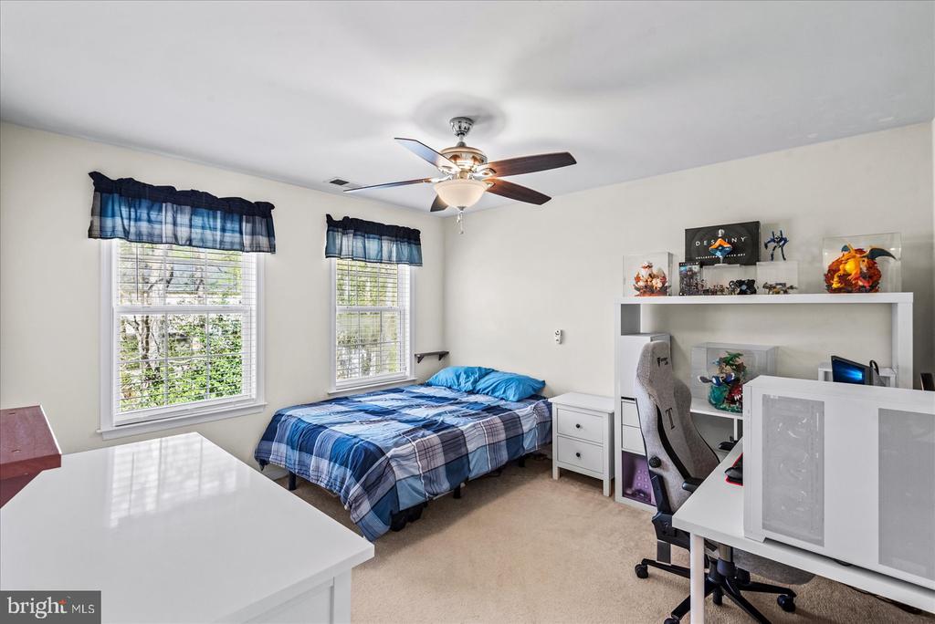 4326 NAVIGATOR LANE