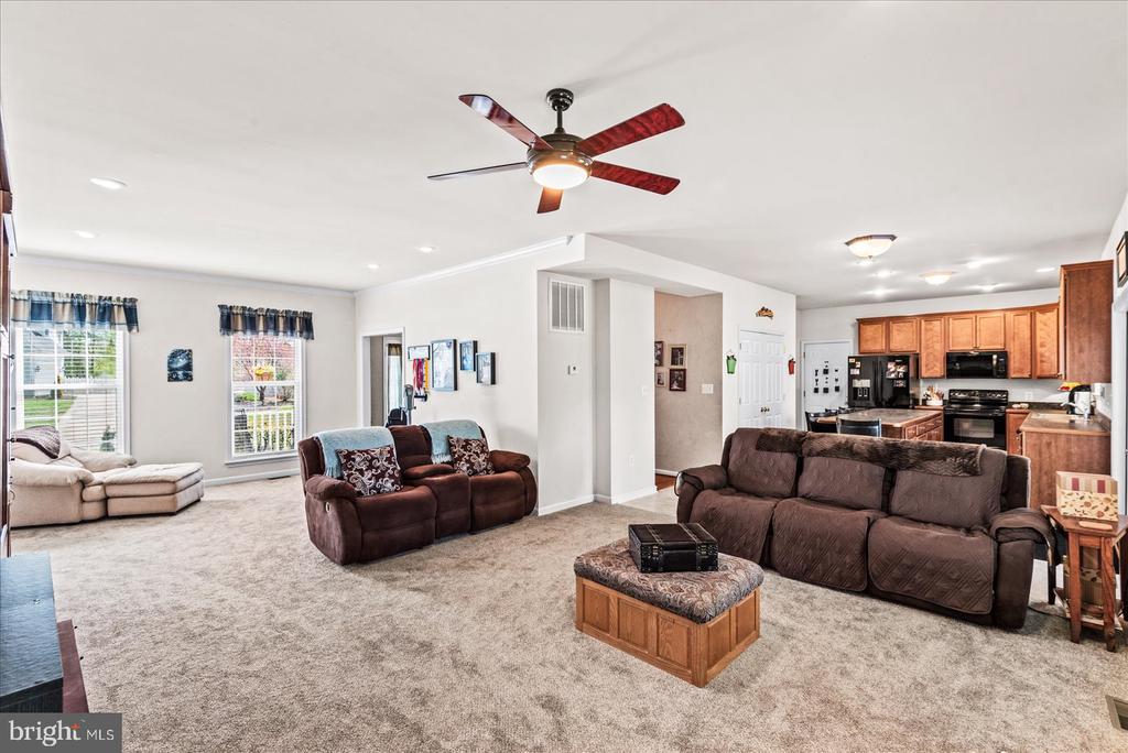 4326 NAVIGATOR LANE