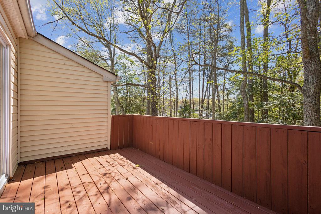 5230 CREEK LANE