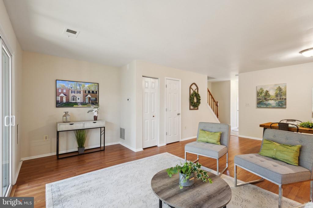 5230 CREEK LANE