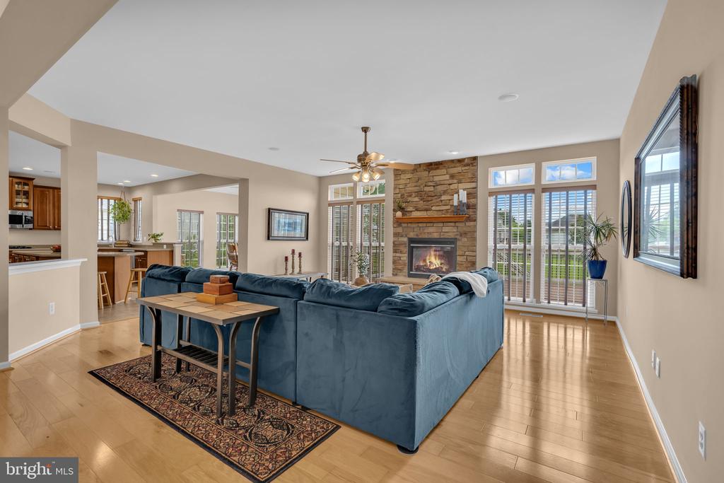 11767 CHAMPE WAY