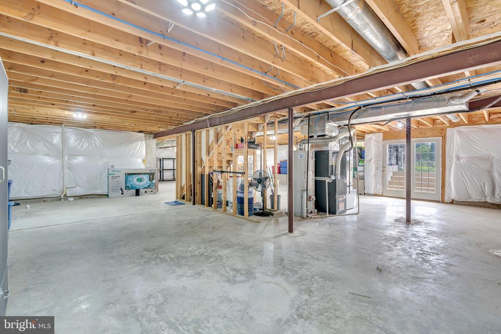 11767 CHAMPE WAY