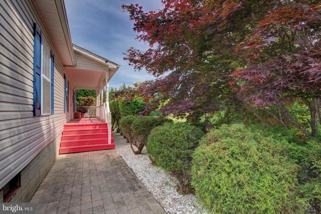 7494 MATTAPONI LANE