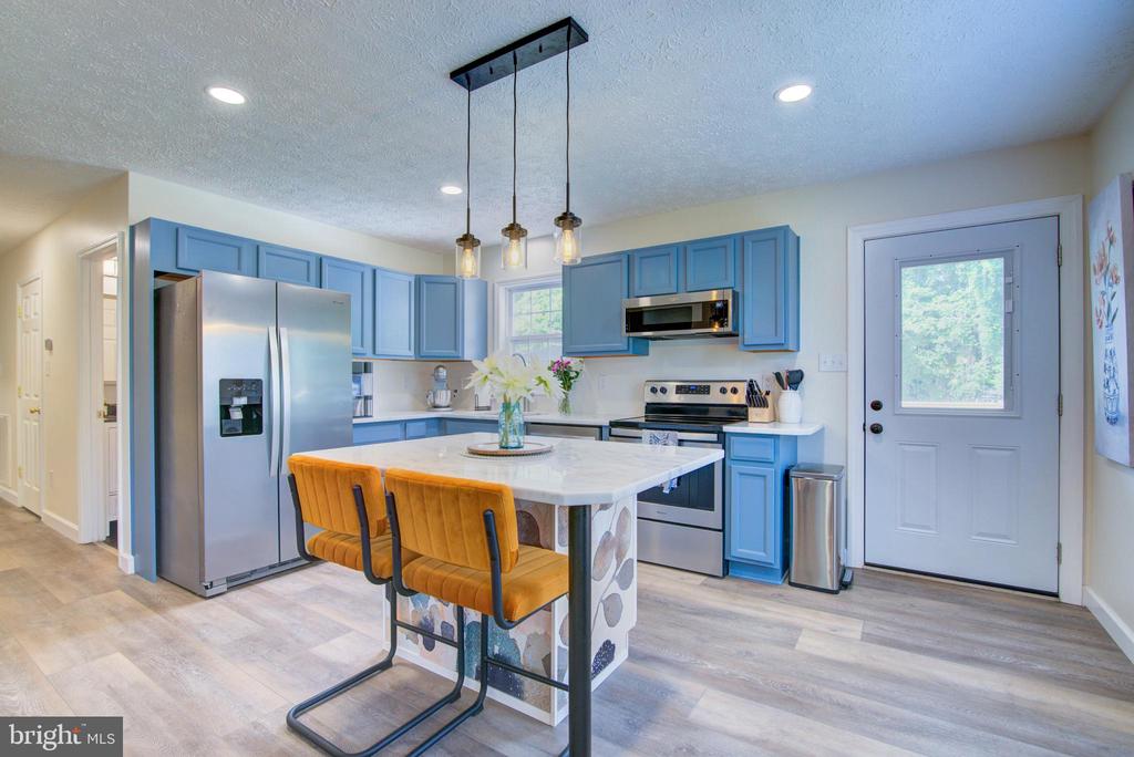 7494 MATTAPONI LANE