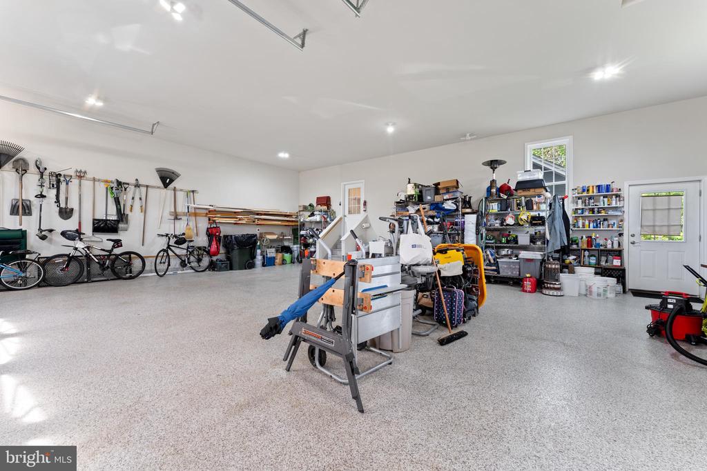 6312 MARINA COURT