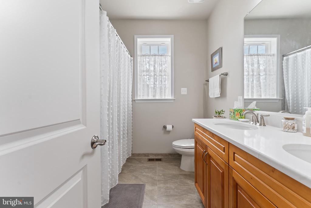 6312 MARINA COURT