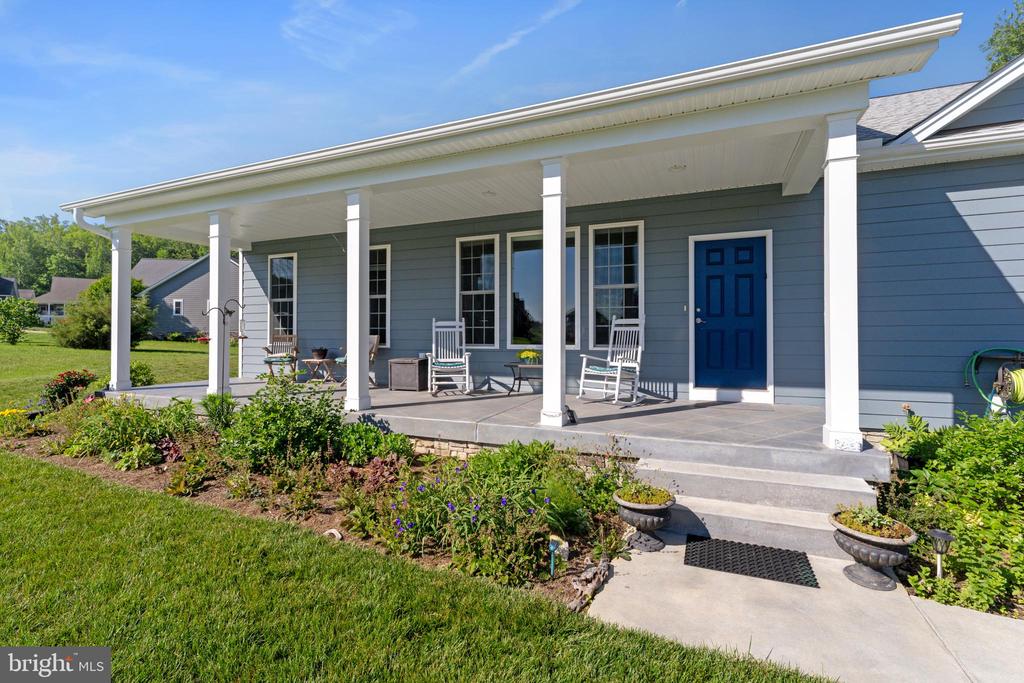6312 MARINA COURT