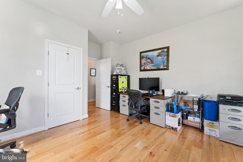 6312 MARINA COURT