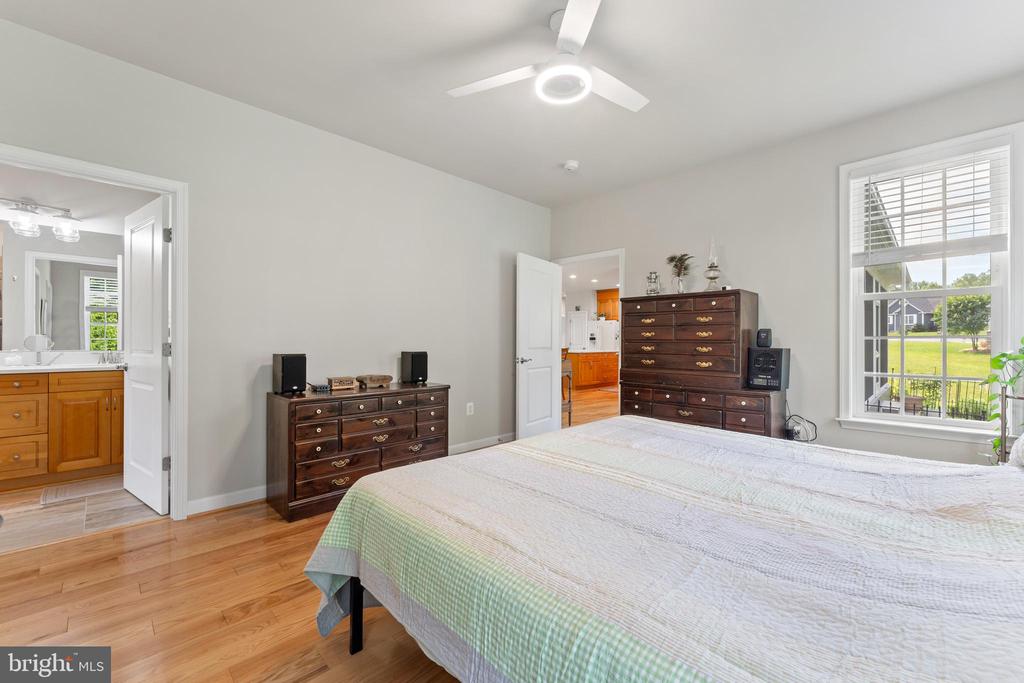 6312 MARINA COURT