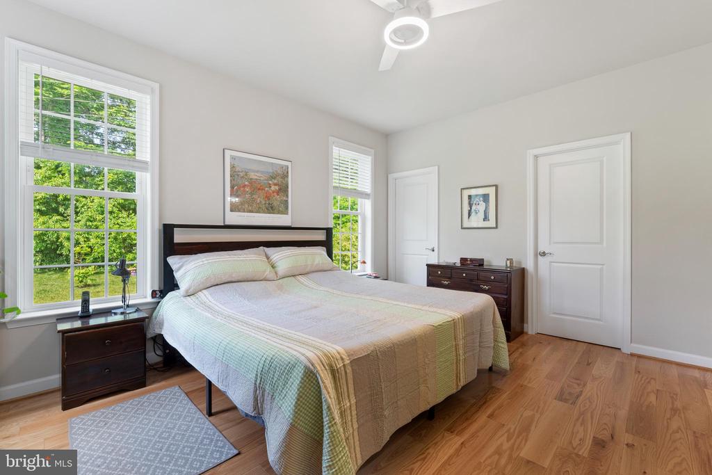 6312 MARINA COURT