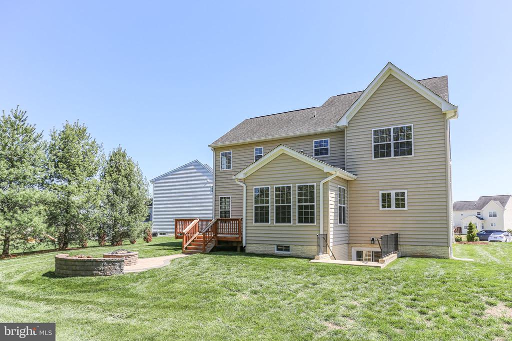 5194 LONGBOW ROAD