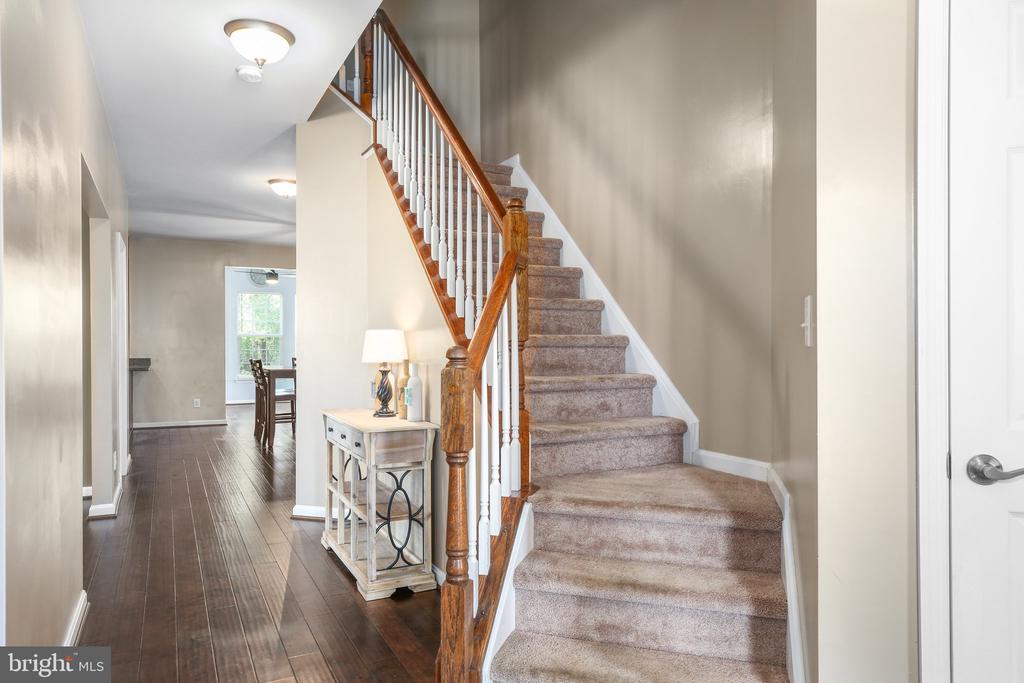 5194 LONGBOW ROAD