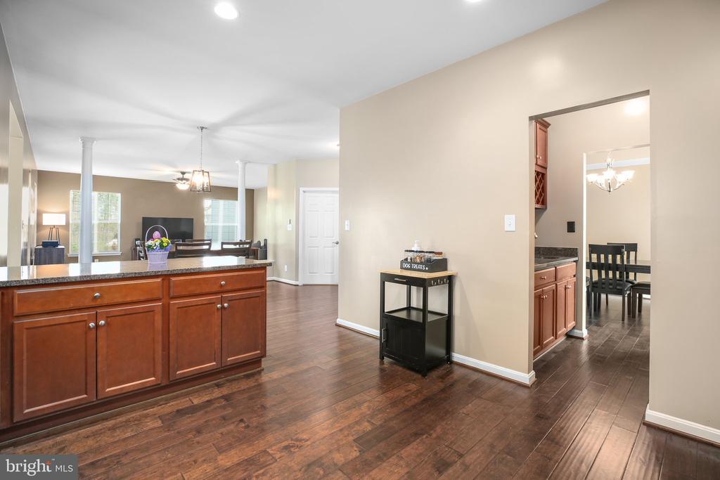 5194 LONGBOW ROAD