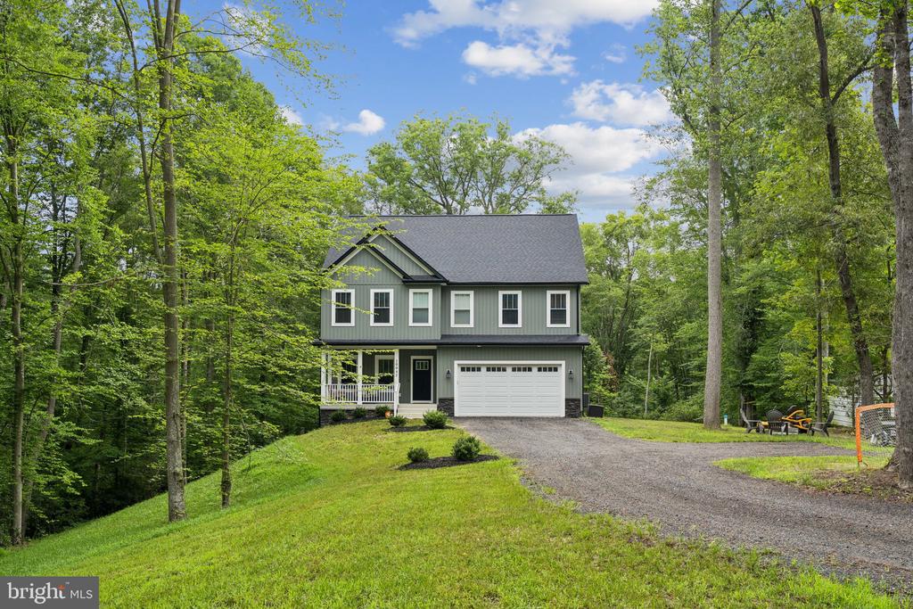 10042 NATURAL GRASS WAY