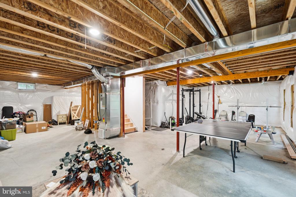 10042 NATURAL GRASS WAY