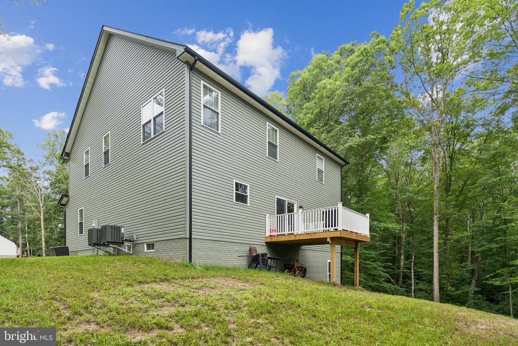 10042 NATURAL GRASS WAY