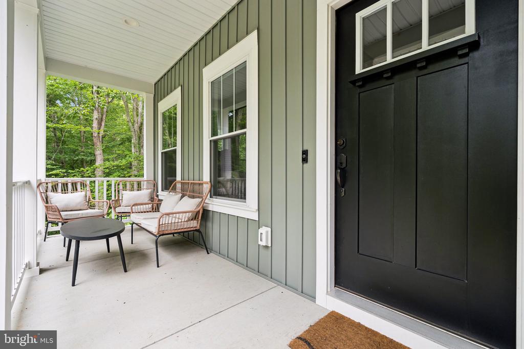 10042 NATURAL GRASS WAY