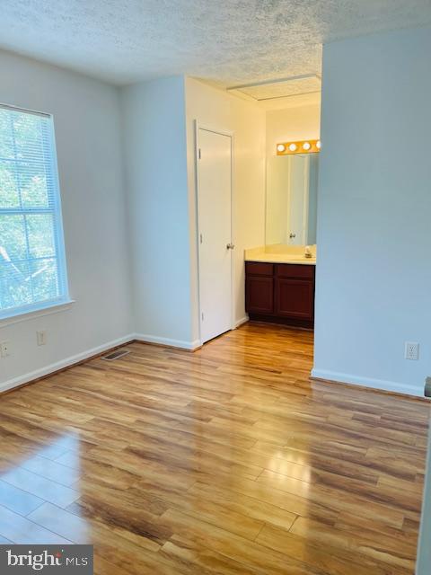 5105 MALLARDS LANDING DRIVE
