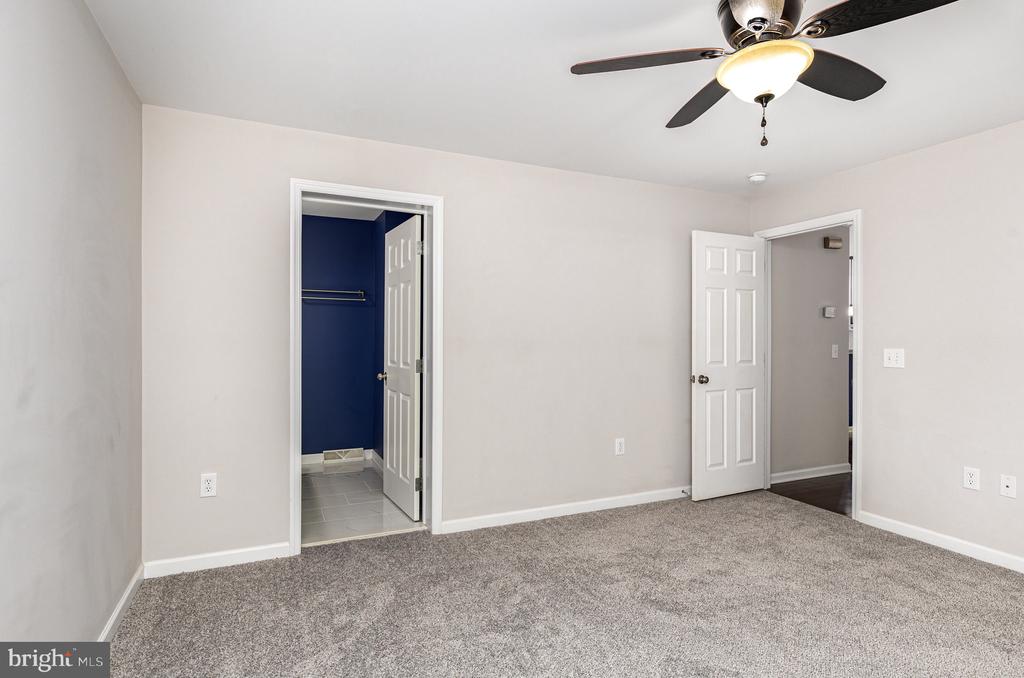 7525 BUCHANAN DRIVE