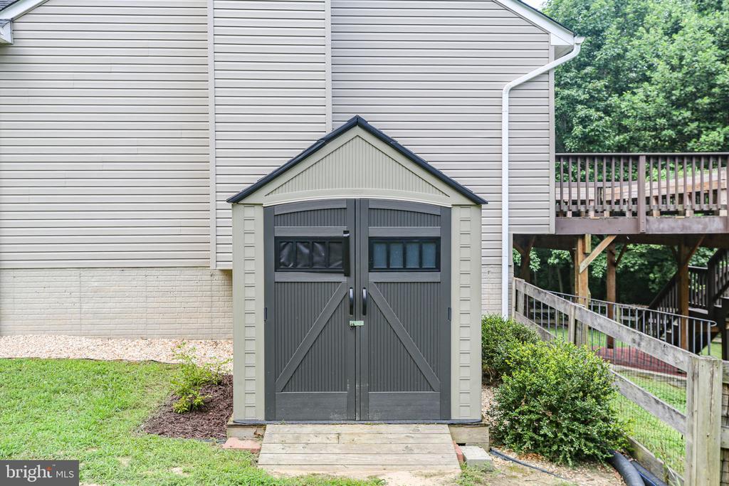 11263 DAHLGREN ROAD