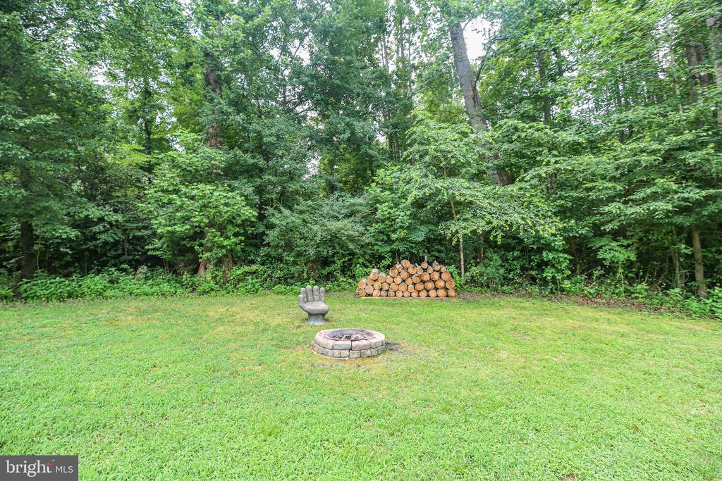 11263 DAHLGREN ROAD