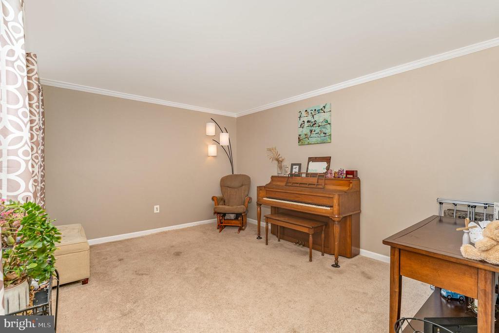 6139 SCHOONER CIRCLE