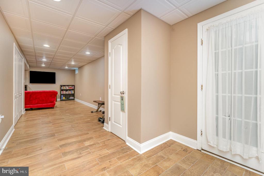 6139 SCHOONER CIRCLE