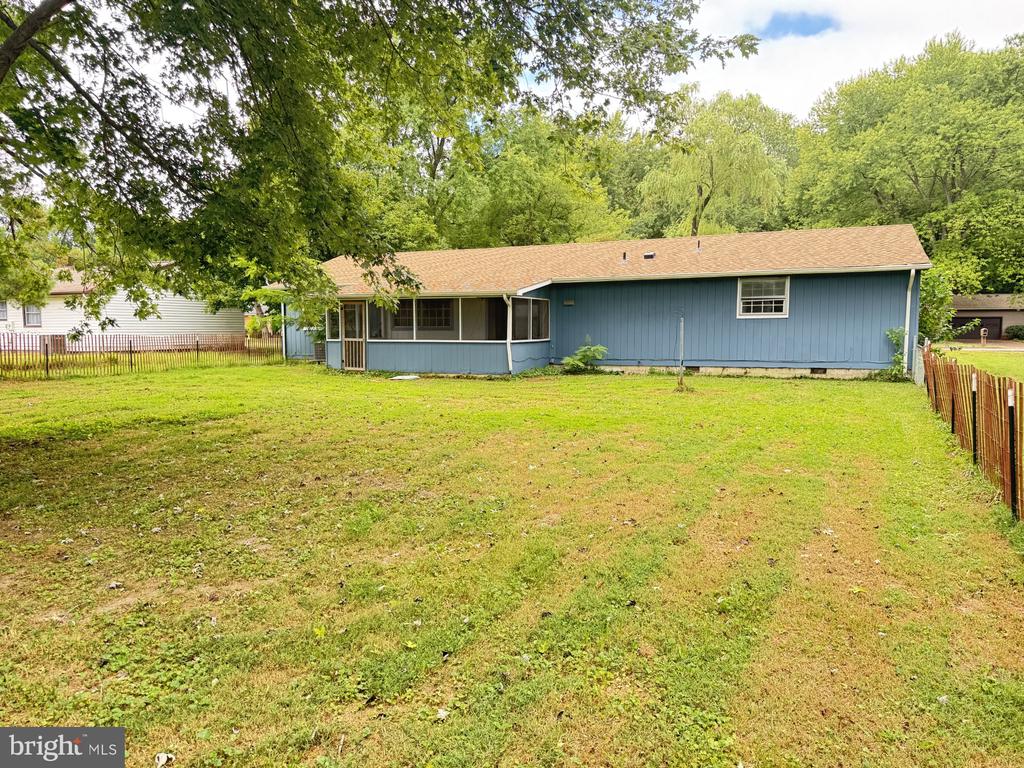 4435 WILLOW TREE LANE