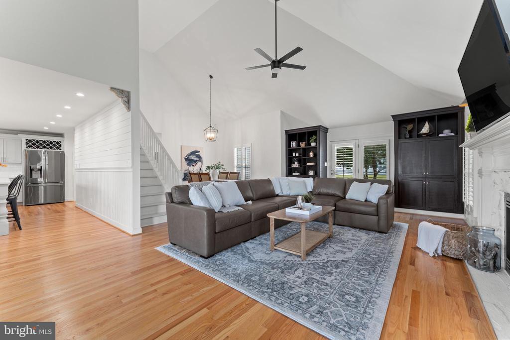 6029 POTOMAC LANDING DRIVE