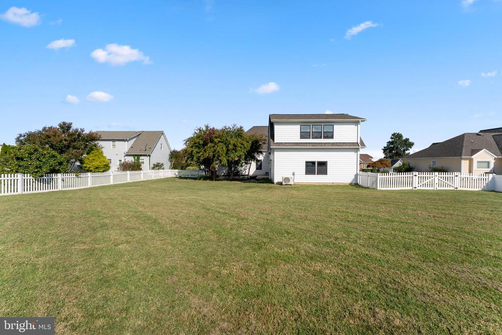 6029 POTOMAC LANDING DRIVE