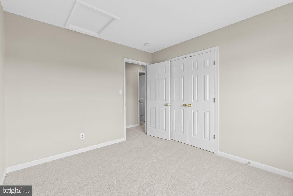 6187 MCCARTHY DRIVE