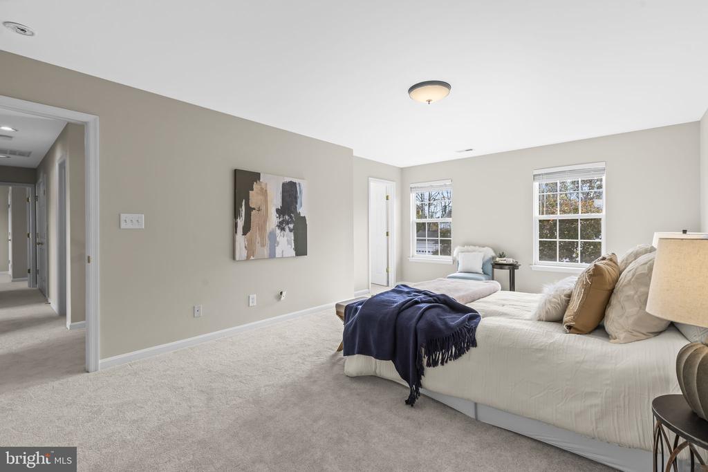 6187 MCCARTHY DRIVE