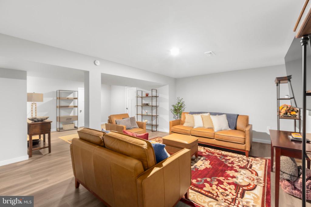 12037 ANGORA DRIVE