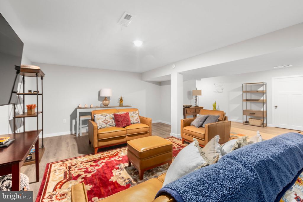 12037 ANGORA DRIVE