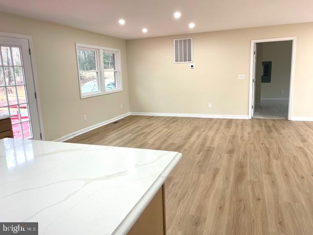 14589 KINGS HIGHWAY