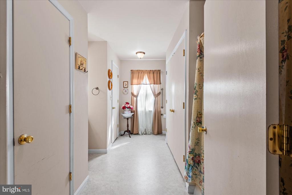 11062 CARLETON DRIVE