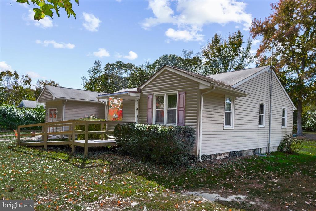 11062 CARLETON DRIVE
